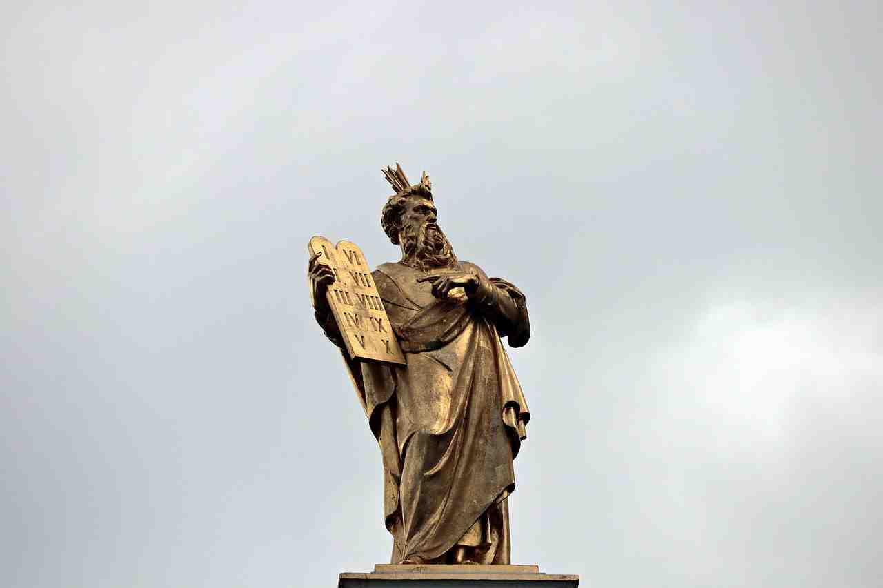moïse, 10 commandements, statue